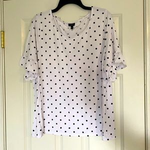 Talbot short sleeve polka dot ruffle sleeve top size 2x